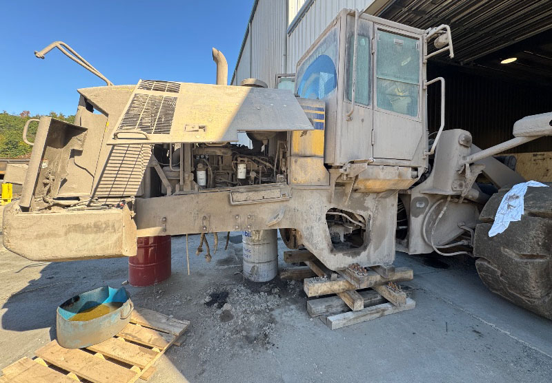 2010 Komatsu WA380 Wheel Loader - Image 2