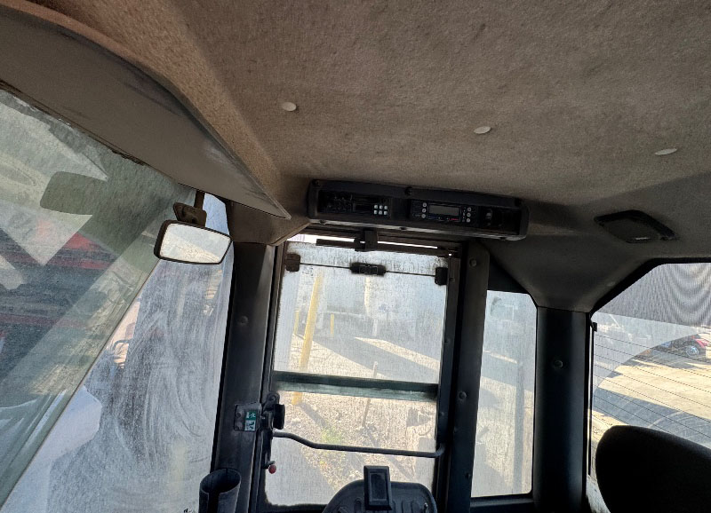 2010 Komatsu WA380 Wheel Loader - Image 21