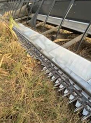 2011 Gleaner 9250 Header - Image 4