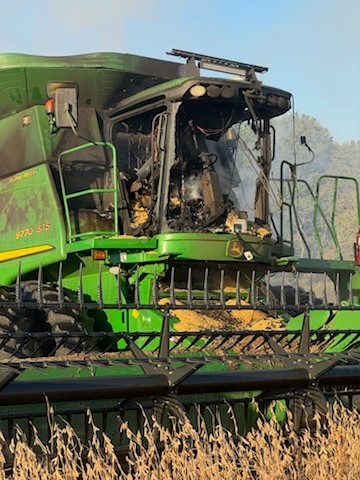 2011 John Deere 9770 STS Combine - Image 4
