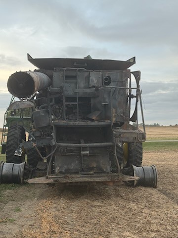 2011 John Deere 9770 STS Combine - Image 13