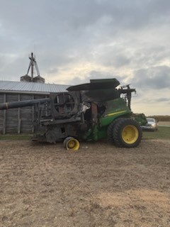 2011 John Deere 9770 STS Combine - Image 12