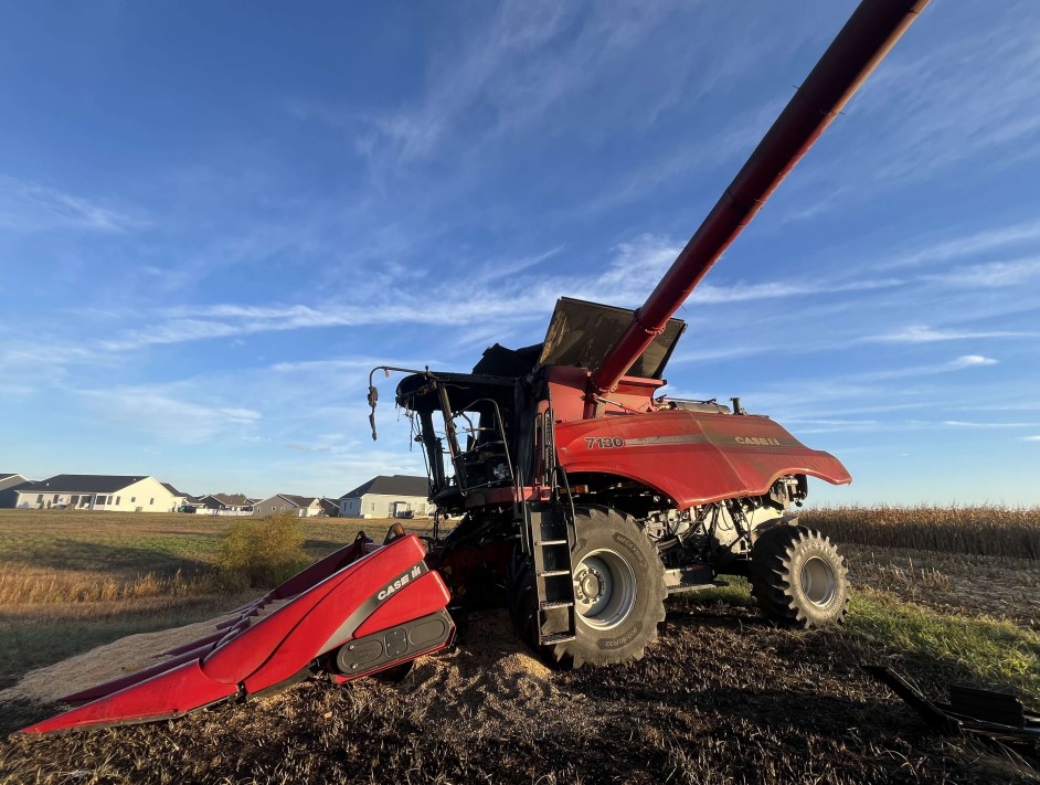 2012 CASE IH 7130 Combine