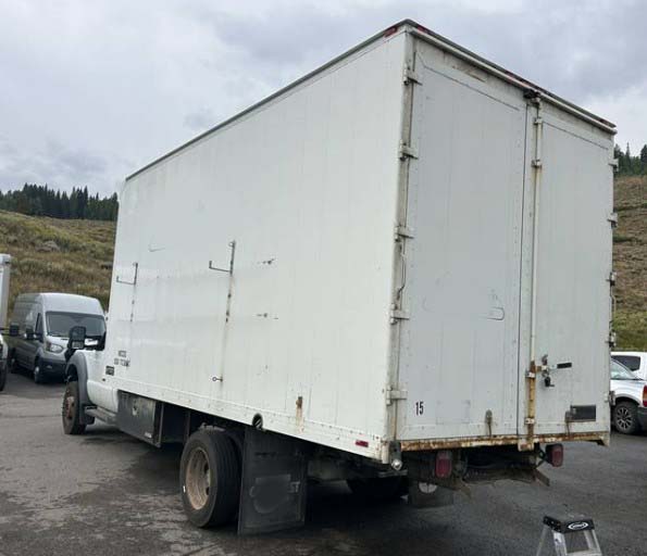 2012 Ford F-550 Box Truck - Image 12