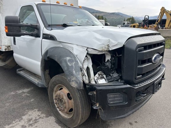 2012 Ford F-550 Box Truck - Image 3