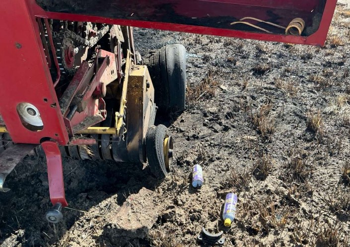 2008 New Holland BR7060 Baler - Image 11