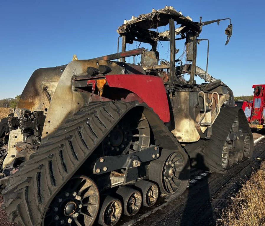 2013 CASE IH Steiger 600 Quadtrac Tractor - Image 3