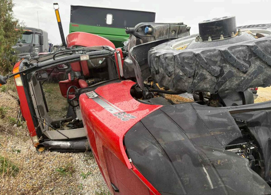 2013 CASE IH Magnum 235 Tractor