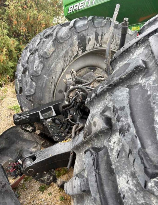 2013 CASE IH Magnum 235 Tractor - Image 7