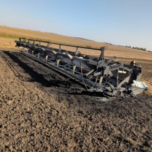 2014 Gleaner 9250 Header- 40′