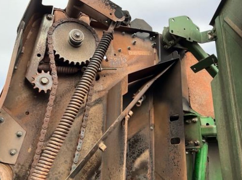 2014 John Deere 469 Baler - Image 8