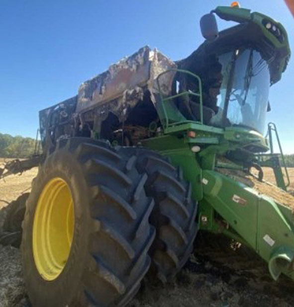 2016 John Deere s680 Combine - Image 11