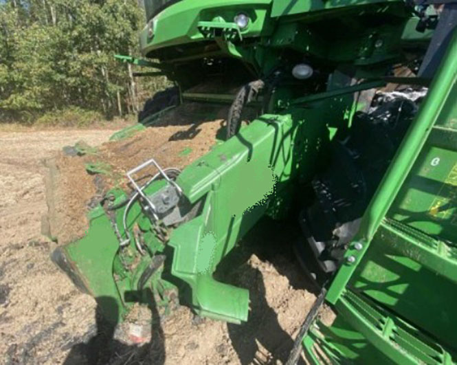 2016 John Deere s680 Combine - Image 15