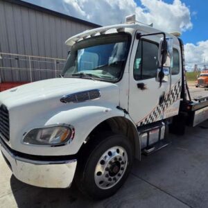 2017 Freightliner 16M Tow Truck