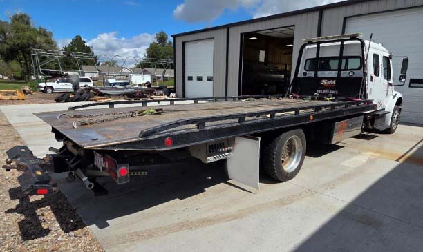 2017 Freightliner 16M Tow Truck - Image 8
