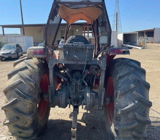 2017 Kubota MX5200 Tractor - Image 10