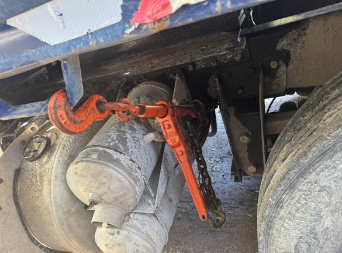 2017 Peterbilt 579 Dump Truck - Image 20