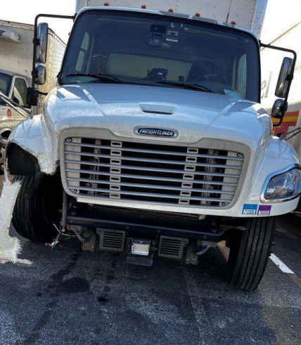 2019 Freightliner M2 106 Box Truck - Image 8