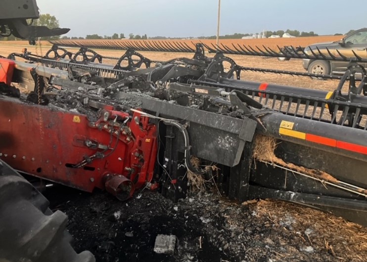 2019 MacDon Header- 45’ - Image 3