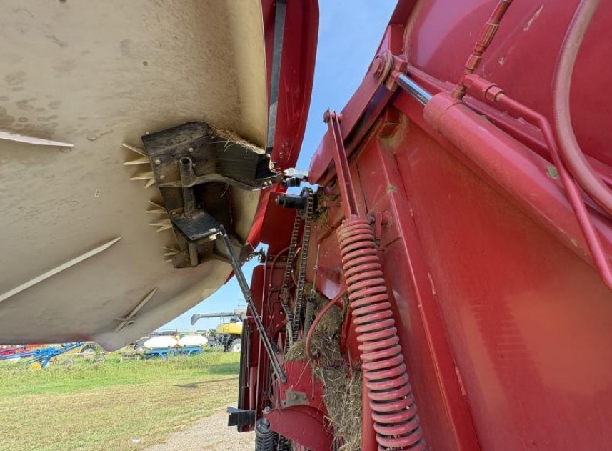 2019 New Holland 560RB Baler - Image 10