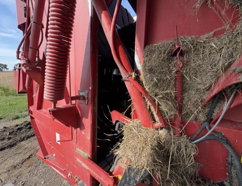 2019 New Holland 560RB Baler - Image 13
