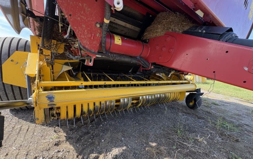 2019 New Holland 560RB Baler - Image 4