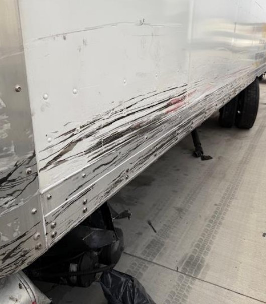 2020 International MV607 Box Truck - Image 3