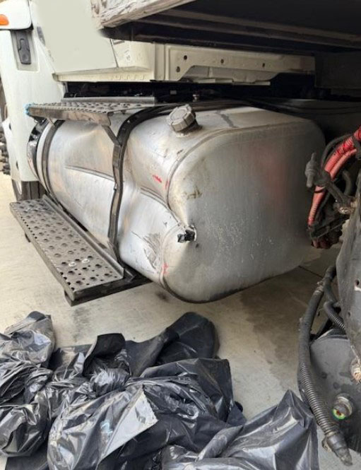 2020 International MV607 Box Truck - Image 4