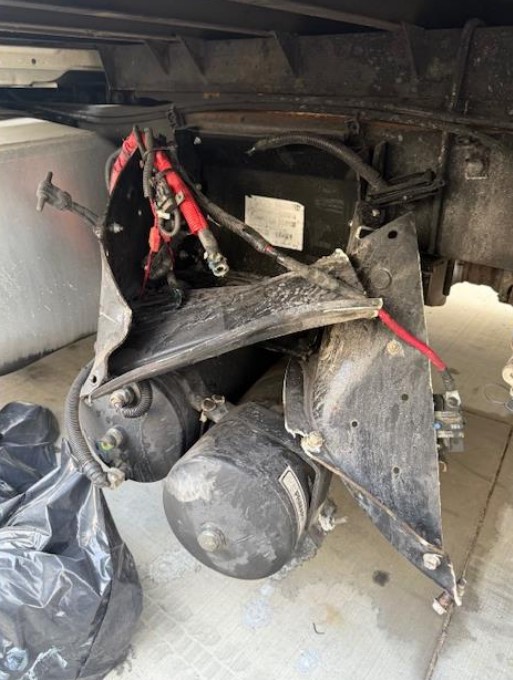 2020 International MV607 Box Truck - Image 5