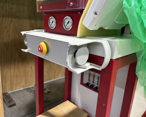 2022 Babyplast Vertical Injection Machine - Image 12