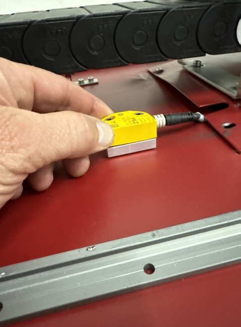 2022 Babyplast Vertical Injection Machine - Image 9