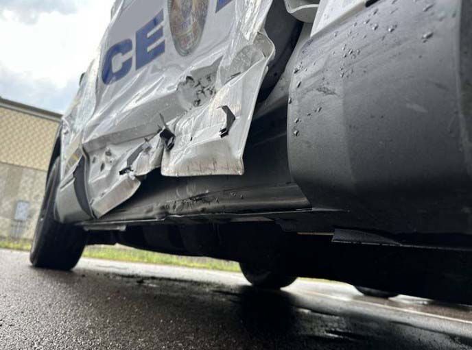 2022 Ford Explorer Police Interceptor - Image 15