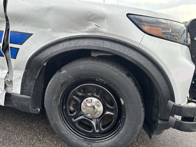 2022 Ford Explorer Police Interceptor - Image 16