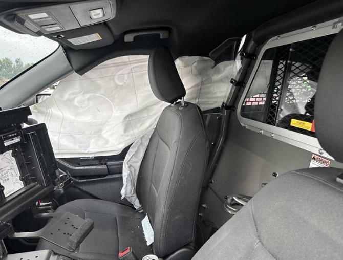 2022 Ford Explorer Police Interceptor - Image 20