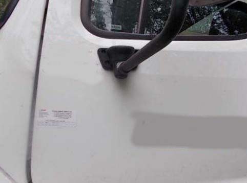 2022 Freightliner M2 106 Box Truck - Image 4