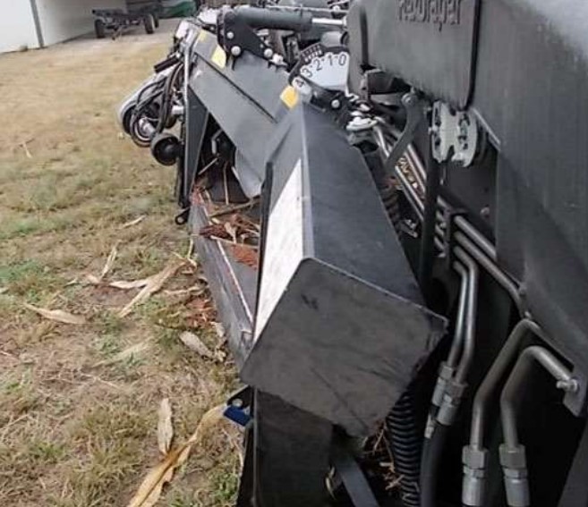 2022 MacDon FD240 Header - Image 13