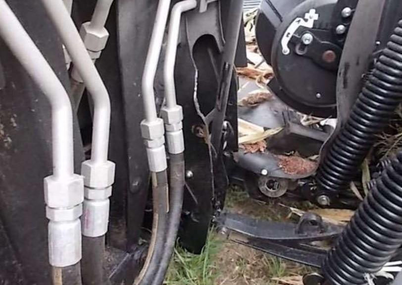 2022 MacDon FD240 Header - Image 18