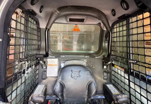 2023 Bobcat S450 Skid Steer - Image 11