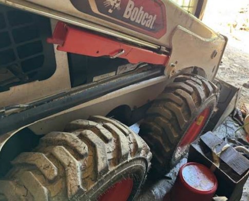 2023 Bobcat S450 Skid Steer - Image 4