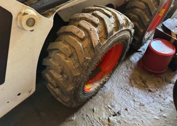 2023 Bobcat S450 Skid Steer - Image 7