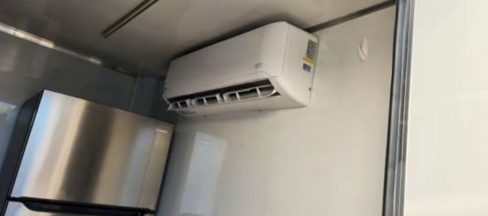 2023 Grandview Enclosed Office Trailer - Image 2