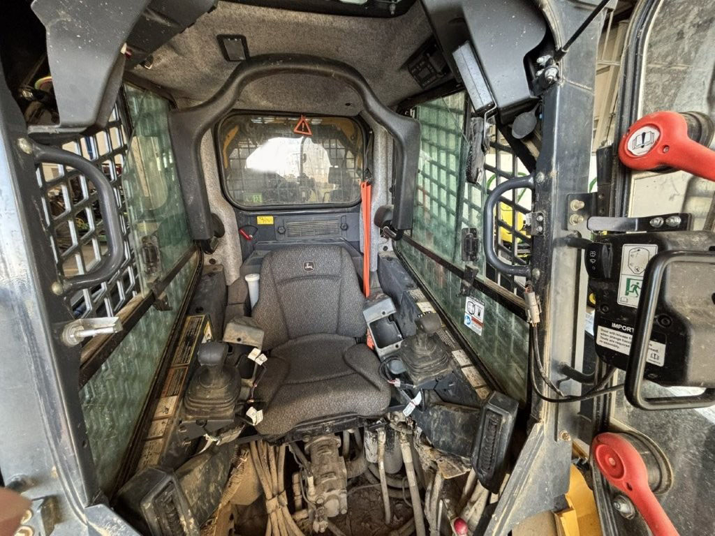2023 John Deere 333G Skid Steer - Image 11