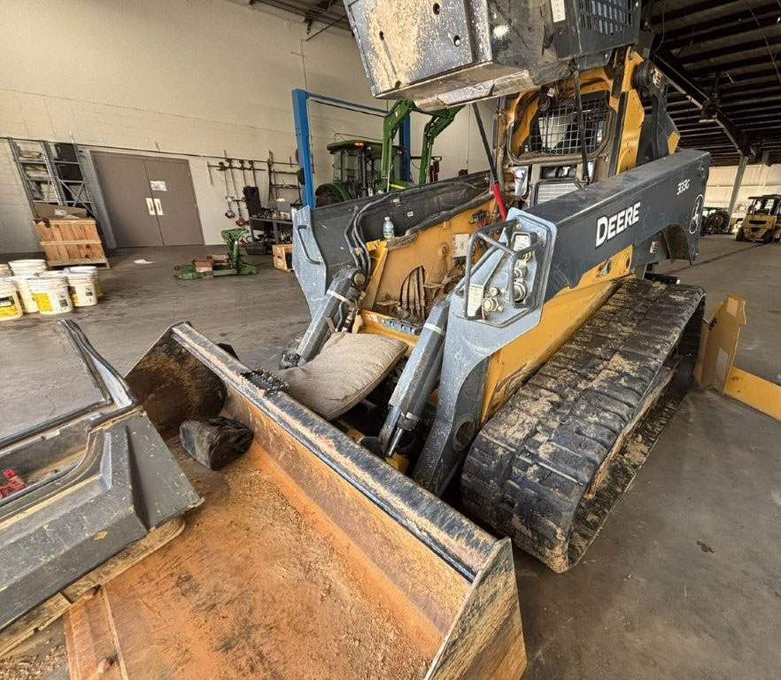 2023 John Deere 333G Skid Steer - Image 5