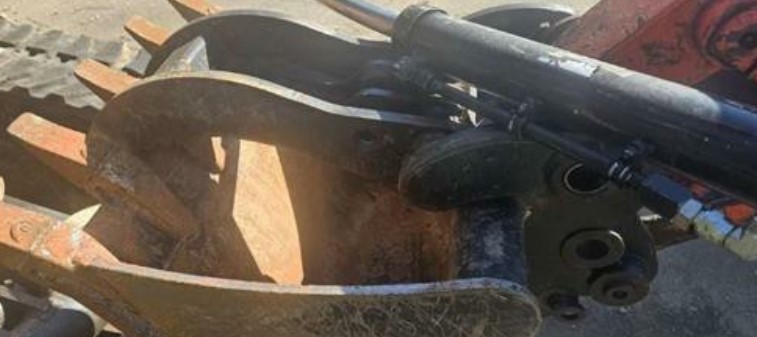 2023 Kubota KX040-4 Excavator - Image 11