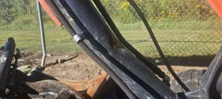 2023 Kubota KX040-4 Excavator - Image 22