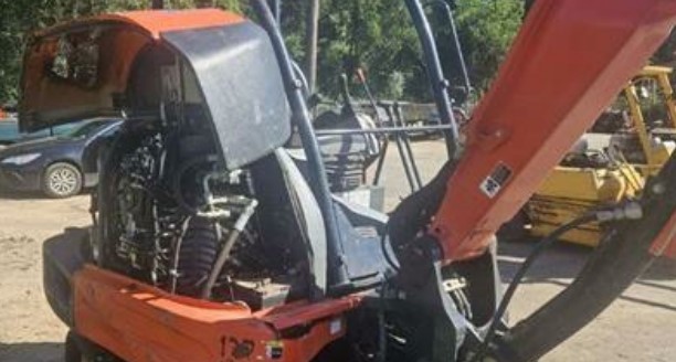 2023 Kubota KX040-4 Excavator - Image 4