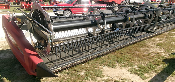 2023 MacDon FD235 Header - Image 3