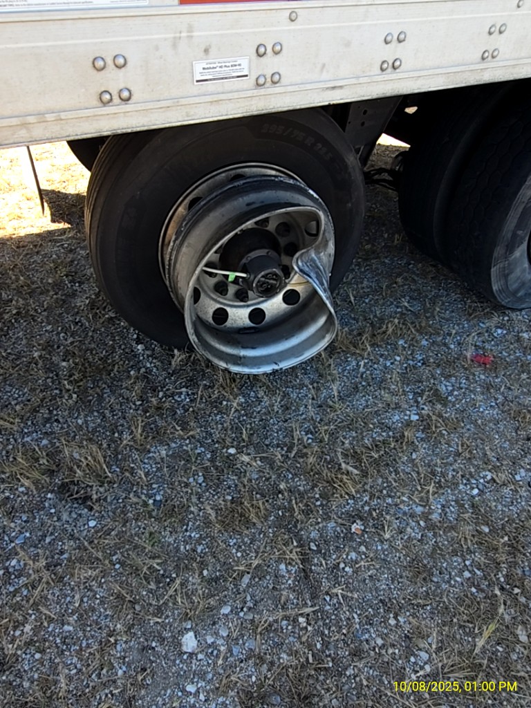 2023 Utility Reefer Trailer 53′ - Image 5