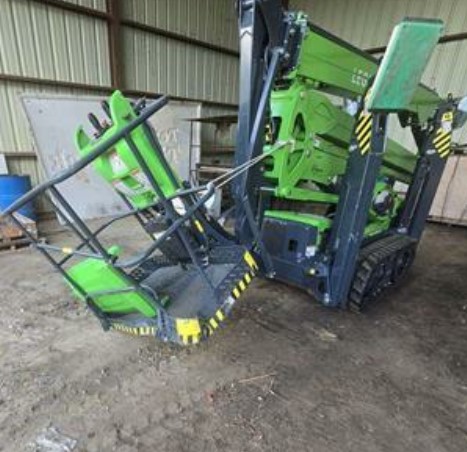 2024 Leguan 225 Tracked Lift - Image 8