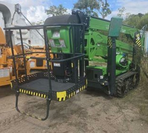 2024 Leguan 225 Tracked Lift - Image 9